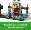 LEGO Minecraft 21261 The Wolf Stronghold Fortress (312 Pieces)